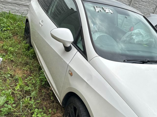 bontott SEAT IBIZA IV Jobb első Gólyaláb (Lengécsillapító, Rugó)