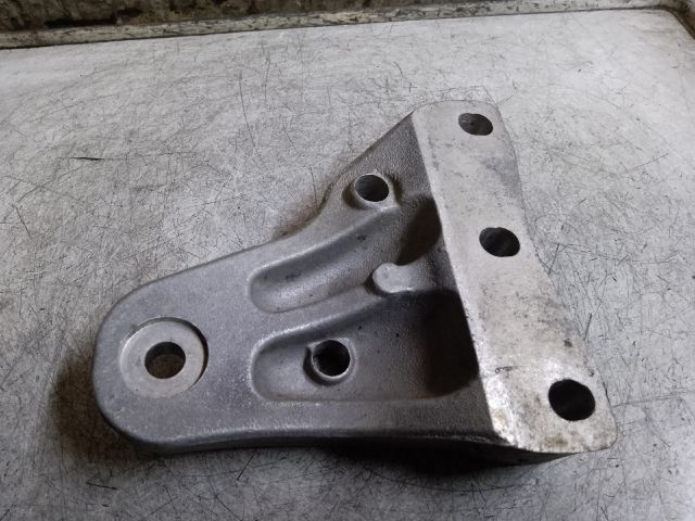 bontott SEAT IBIZA IV Motor Tartó Bak (Fém)