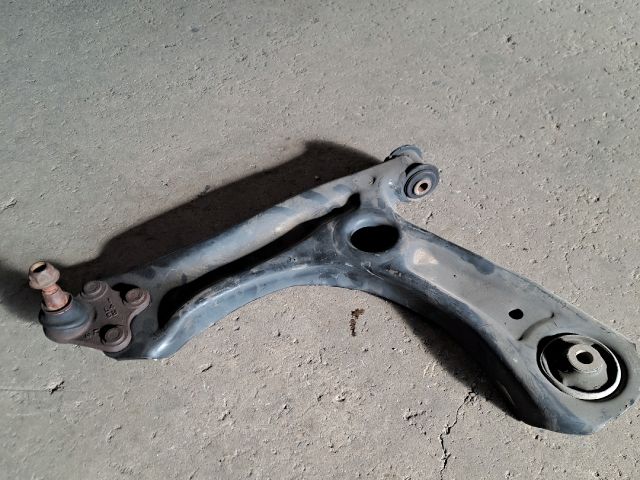 bontott SEAT IBIZA IV Bal első Lengőkar