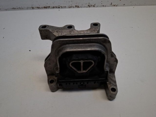 bontott SEAT IBIZA IV Motor Tartó Bak Jobb