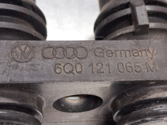 bontott SEAT IBIZA IV Vízcső