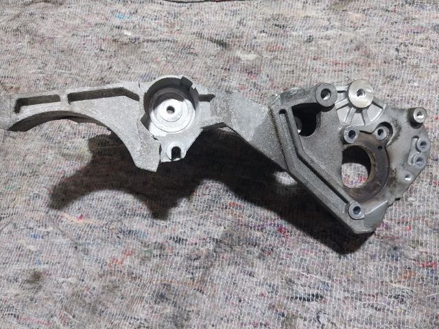 bontott SEAT IBIZA IV Generátor Tartó Bak