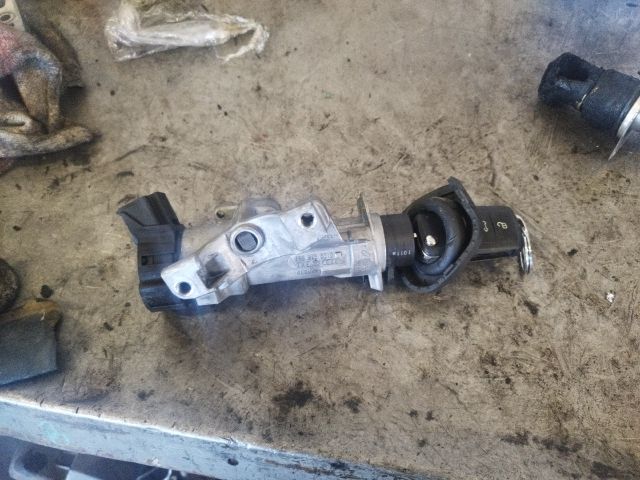 bontott SEAT IBIZA IV Gyújtáskapcsoló Házzal