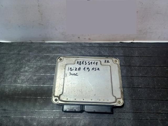 bontott SEAT IBIZA IV Motorvezérlő