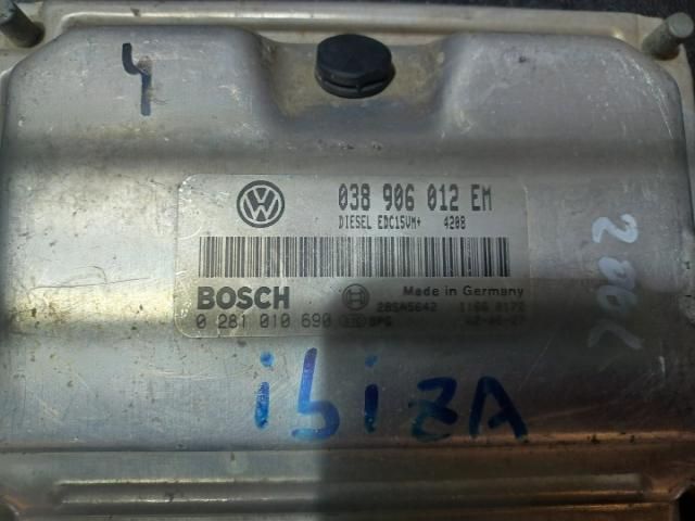 bontott SEAT IBIZA IV Motorvezérlő