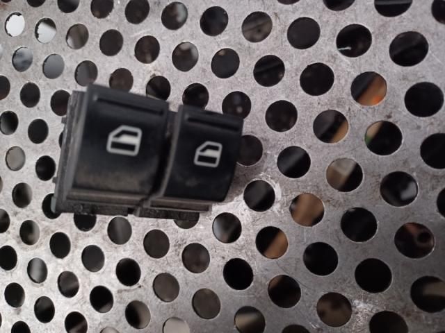 bontott SEAT IBIZA IV Ablakemelő Kapcsoló Négyes / Kettes