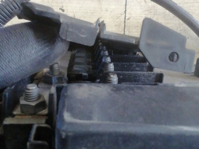 bontott SEAT IBIZA IV Akkumulátor Saru Elektronikával