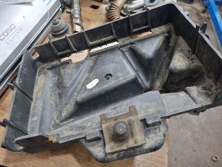 bontott SEAT IBIZA IV Akkumulátor Tartó