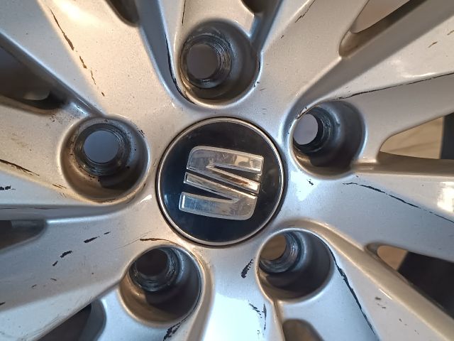 bontott SEAT IBIZA IV Alufelni Gumival (1 db)
