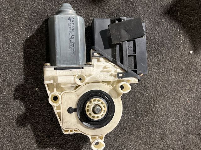 bontott SEAT IBIZA IV Bal első Ablakemelő Motor