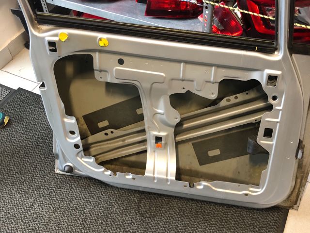 bontott SEAT IBIZA IV Bal első Ajtó (Üres lemez)