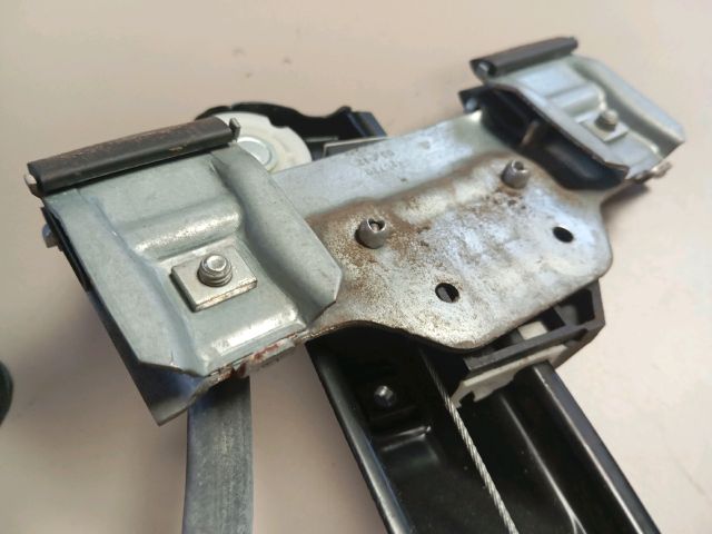 bontott SEAT IBIZA IV Bal hátsó Ablakemelő Szerkezet (Elektromos)