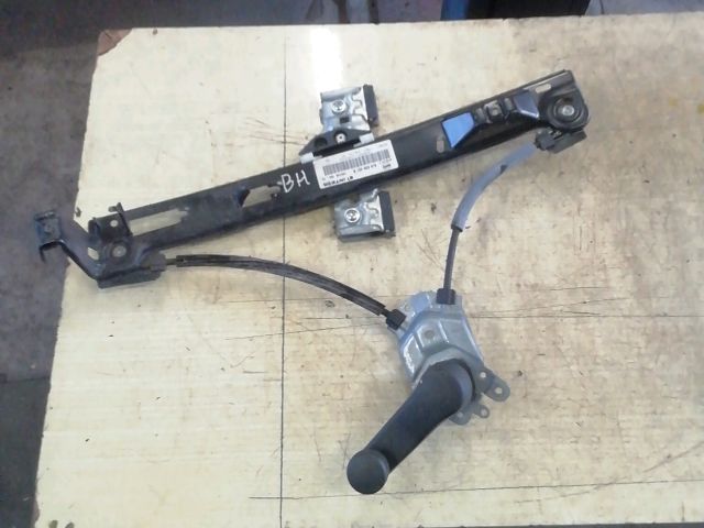 bontott SEAT IBIZA IV Bal hátsó Ablakemelő Szerkezet (Mechanikus)