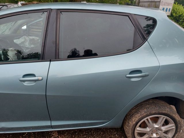 bontott SEAT IBIZA IV Bal hátsó Ajtó (Részeivel)