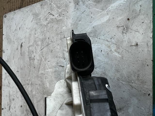 bontott SEAT IBIZA IV Bal hátsó Ajtózár