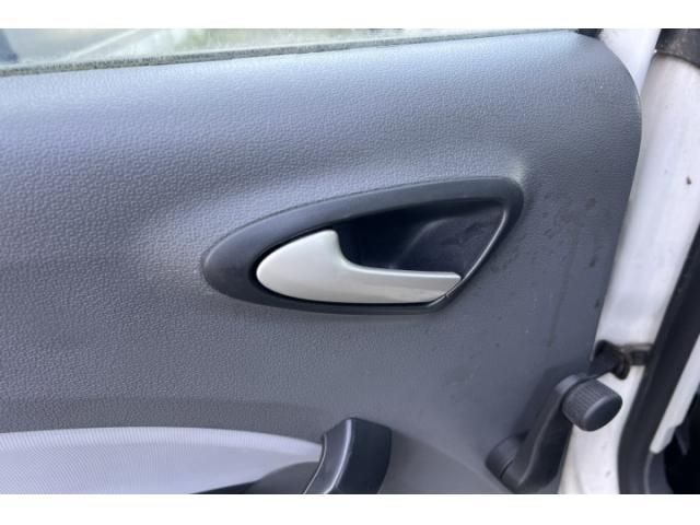 bontott SEAT IBIZA IV Bal hátsó Belső Kilincs