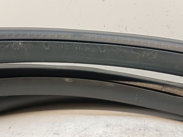 bontott SEAT IBIZA IV Bal hátsó Gumikéder