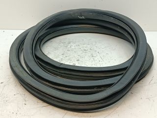 bontott SEAT IBIZA IV Bal hátsó Gumikéder