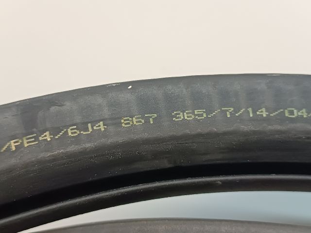 bontott SEAT IBIZA IV Bal hátsó Gumikéder