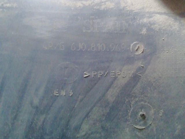 bontott SEAT IBIZA IV Bal hátsó Hátsó Dobbetét (Kerékjárati, Műanyag)