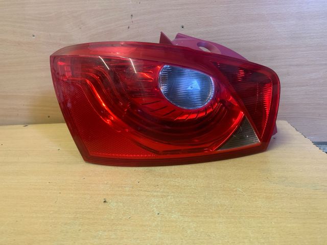 bontott SEAT IBIZA IV Bal Hátsó Lámpa