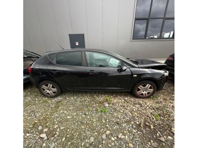 bontott SEAT IBIZA IV Bal Küszöb