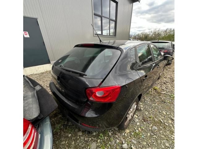 bontott SEAT IBIZA IV Bal Küszöb