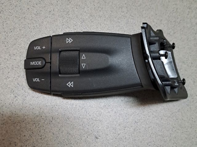 bontott SEAT IBIZA IV Bal Multikormány Kapcsoló