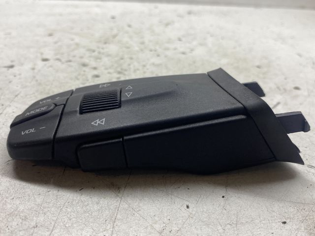 bontott SEAT IBIZA IV Bal Multikormány Kapcsoló