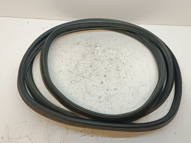 bontott SEAT IBIZA IV Csomagtérajtó Gumikéder