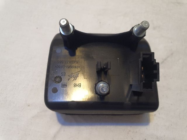 bontott SEAT IBIZA IV Csomagtérajtó Kilincs