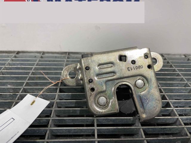 bontott SEAT IBIZA IV Csomagtérajtó Ütköző