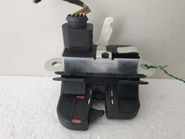 bontott SEAT IBIZA IV Csomagtérajtó Zárszerkezet