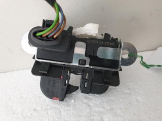 bontott SEAT IBIZA IV Csomagtérajtó Zárszerkezet