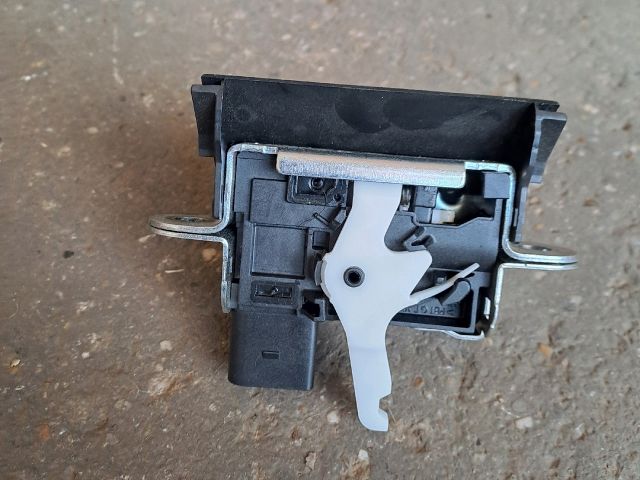 bontott SEAT IBIZA IV Csomagtérajtó Zárszerkezet