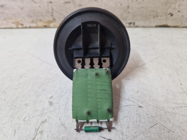 bontott SEAT IBIZA IV Előtét Ellenállás Fűtőmotor