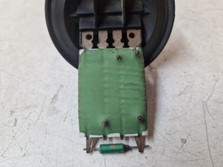 bontott SEAT IBIZA IV Előtét Ellenállás Fűtőmotor