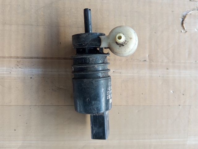 bontott SEAT IBIZA IV Első Ablakmosó Szivattyú