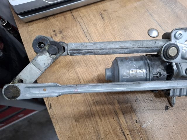 bontott SEAT IBIZA IV Első Ablaktörlő Szerkezet Motorral