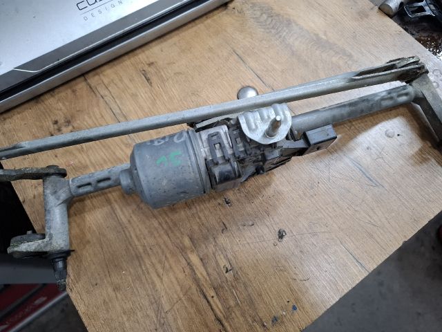 bontott SEAT IBIZA IV Első Ablaktörlő Szerkezet Motorral