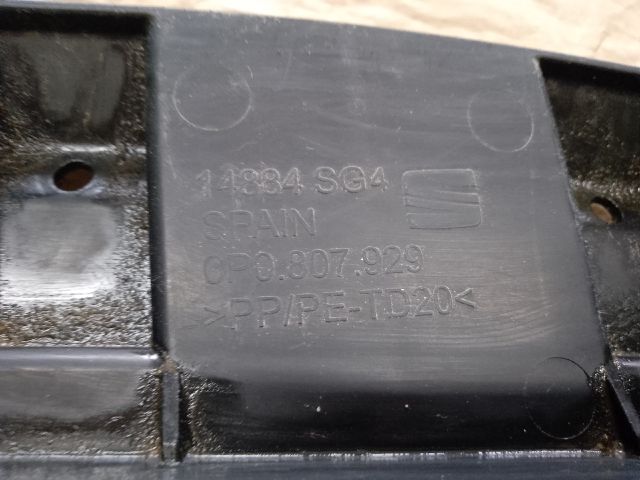 bontott SEAT IBIZA IV Első Lökhárító Alsó (Műanyag)