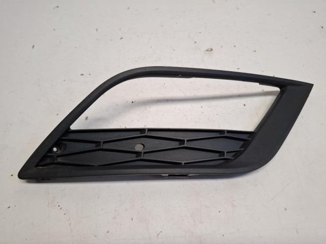 bontott SEAT IBIZA IV Első Lökhárító Jobb Díszrács