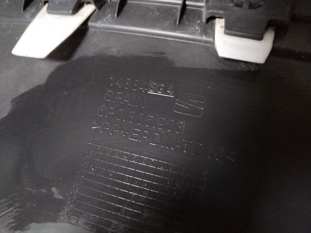 bontott SEAT IBIZA IV Első Lökhárító (Üresen)