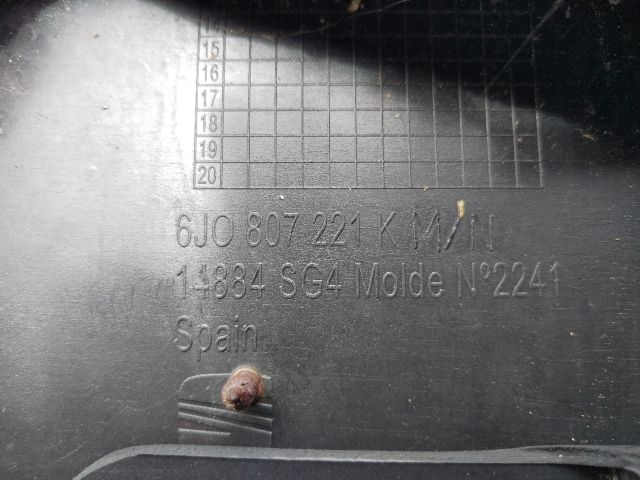 bontott SEAT IBIZA IV Első Lökhárító (Üresen)