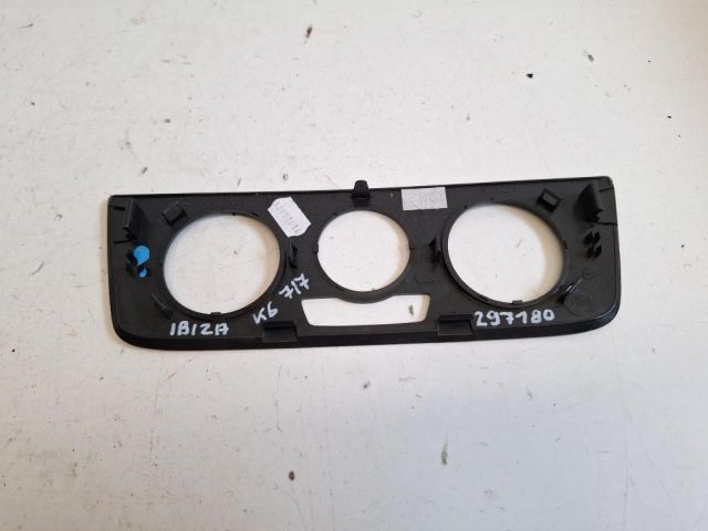 bontott SEAT IBIZA IV Fűtéskapcsoló Keret