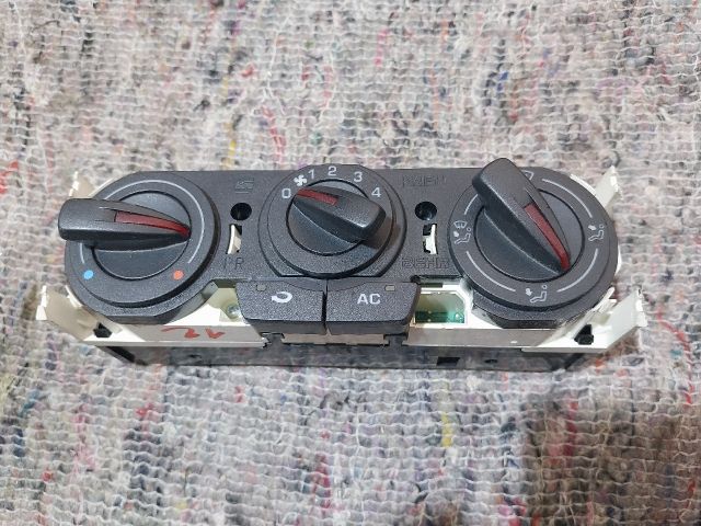 bontott SEAT IBIZA IV Fűtéskapcsoló (manuális klímás)