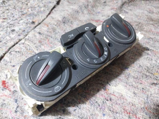 bontott SEAT IBIZA IV Fűtéskapcsoló (manuális klímás)