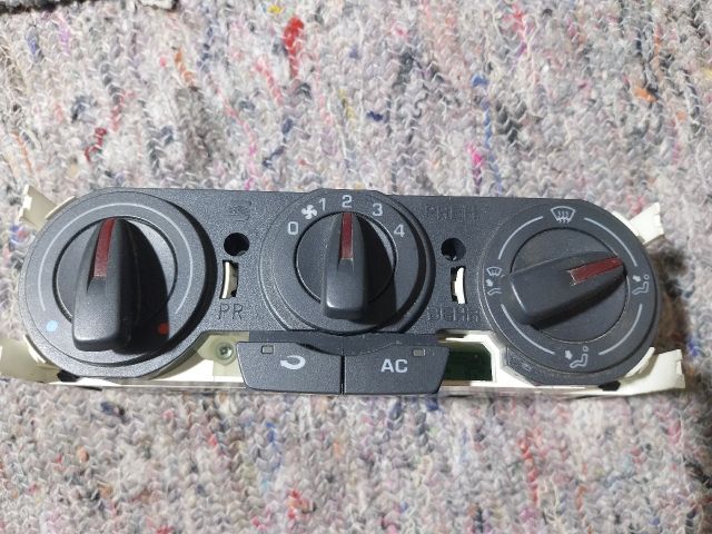 bontott SEAT IBIZA IV Fűtéskapcsoló (manuális klímás)