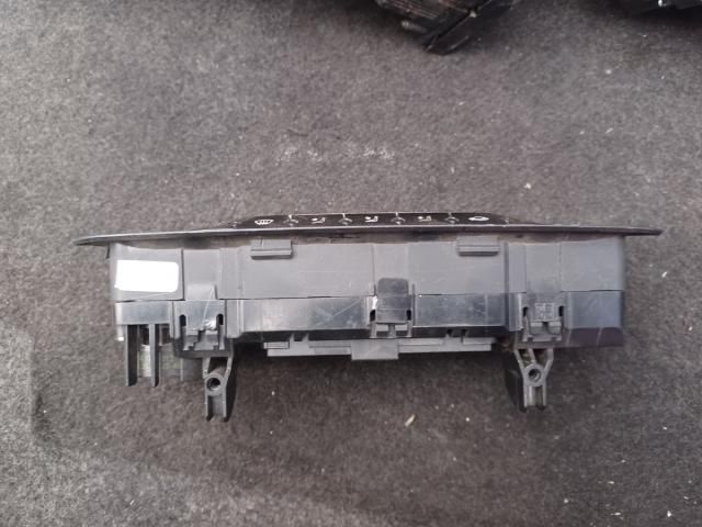 bontott SEAT IBIZA IV Fűtéskapcsoló