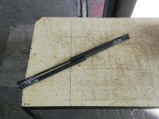 bontott SEAT IBIZA IV Gázrugós Kitámasztó Teleszkóp Pár Csomagtérajtó